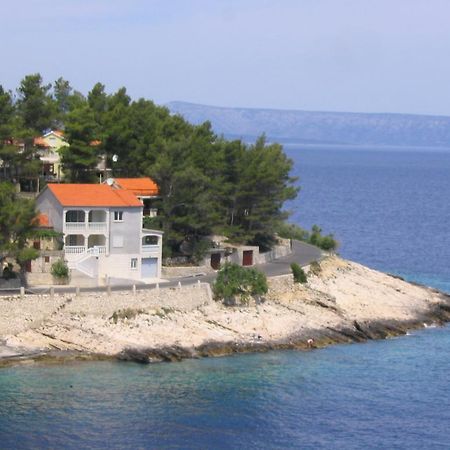 Apartments Gugic Prigradica Buitenkant foto