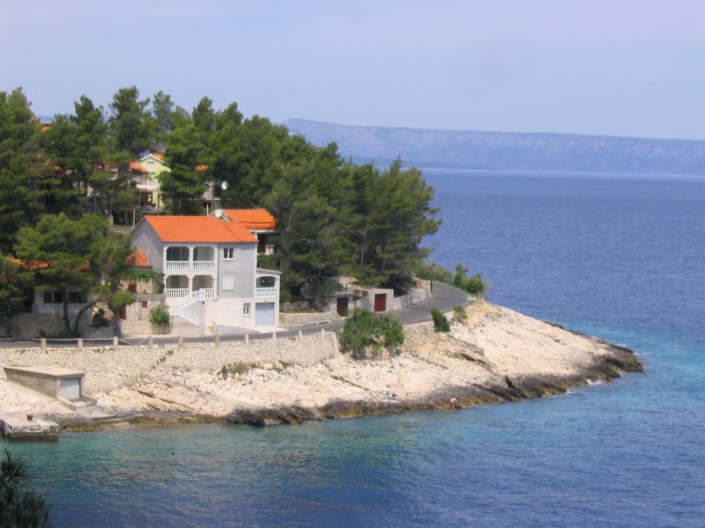 Apartments Gugic Prigradica Buitenkant foto