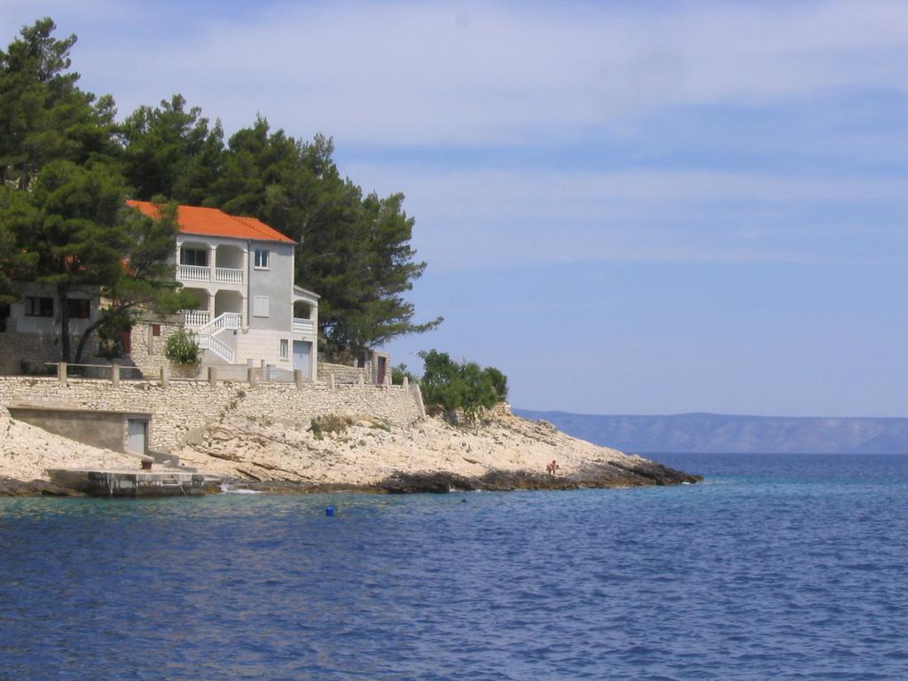 Apartments Gugic Prigradica Buitenkant foto